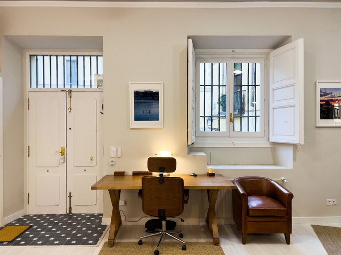Room 5, M Pda2bi Loft DE Lujo DE Dise O Hist Rico A ES, Madrid