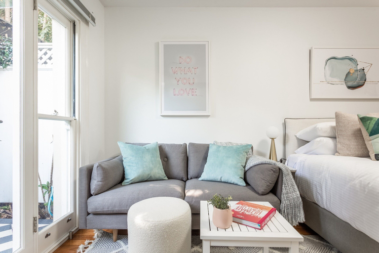 Living room 4, Lovely Studio With Patio, Sydney