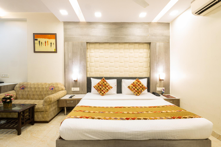 Bedroom 3, Hotel Red Castle, Delhi