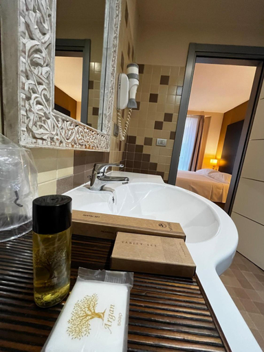Bathroom 5, Hotel FortyFive, Torino