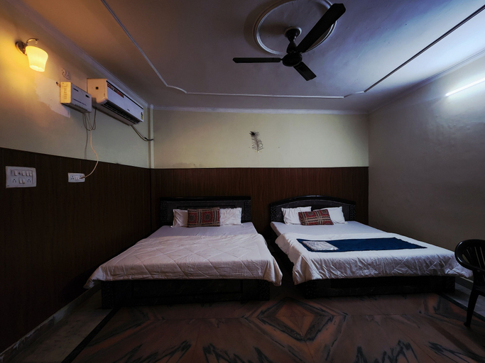 Bedroom 2, Divy Dhaam Near Prem Mandir, Mathura