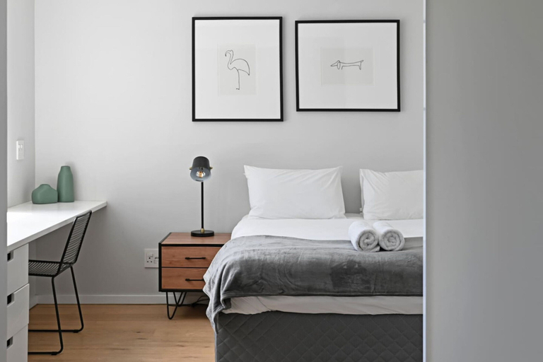Room 3, Secure 2bed Green Point Retreat Rooftop Pool BBQ, City of Cape Town