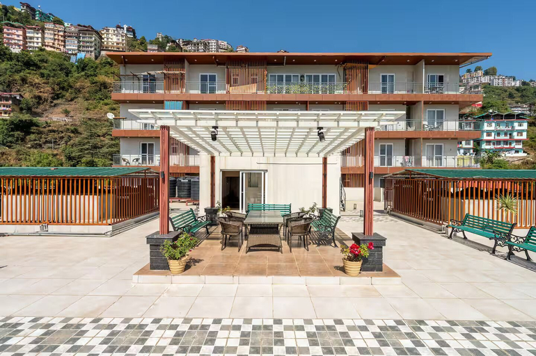 Rooftop terrace 4, CDS Luxury Homestay Shimla, Shimla