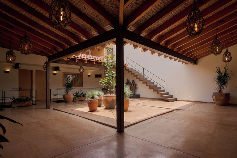 Exterior 3, Lar Syrah, Del Centro
