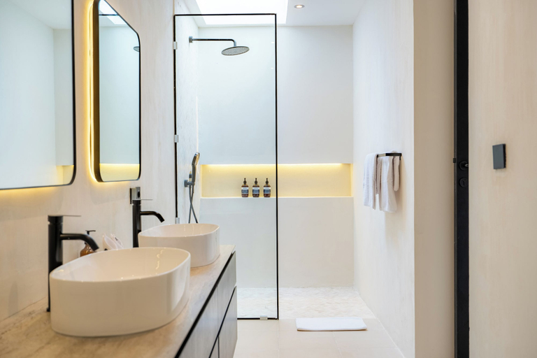Bathroom 2, Black Villa by Betterplace, Tabanan