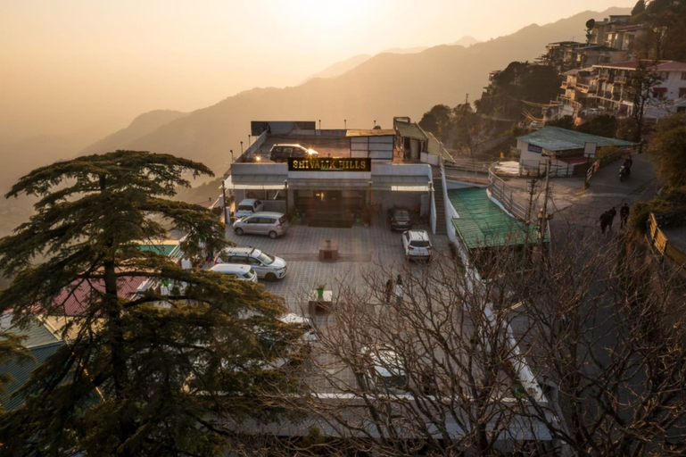 Parking, Shivalik Hills Mussoorie, Dehradun