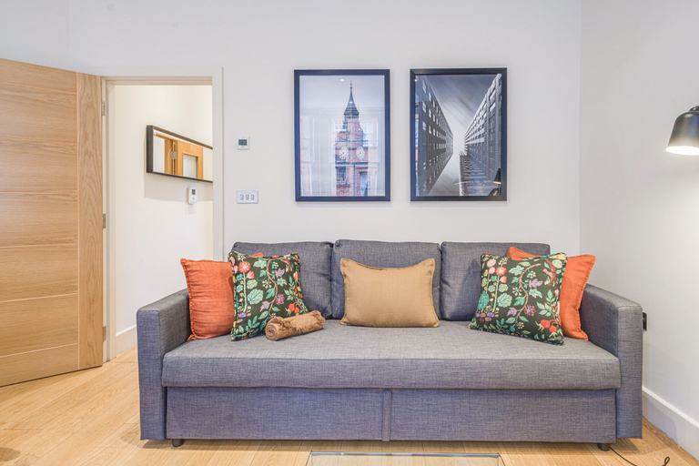 Room 2, Fitzrovia Stay by Oxford St & Soho 18 Guests, London