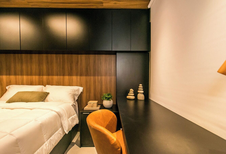 Room 5, Apartamento Climatizado com Garagem em Alphaville, Barueri