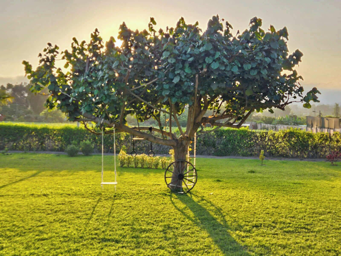 Room 3, w Spacious 4BR Country House w Pool in Mala, Cañete