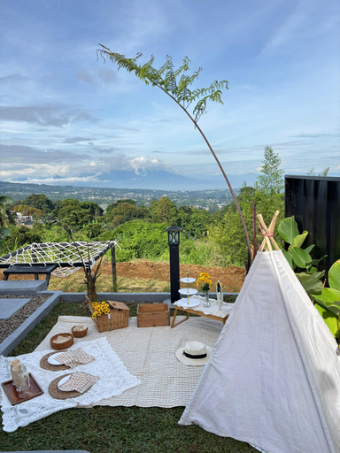 Others 2, Erka Cabin Puncak, Bogor