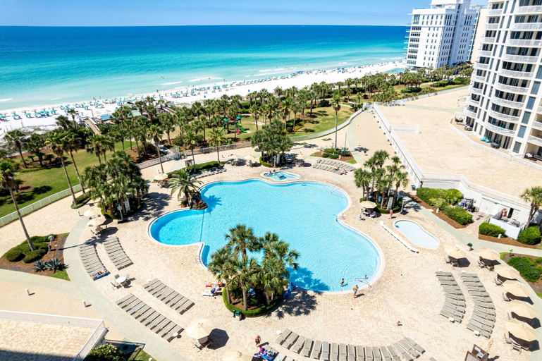 Pool 4, Saint Maarten 206 2 Bedroom Condo, Okaloosa