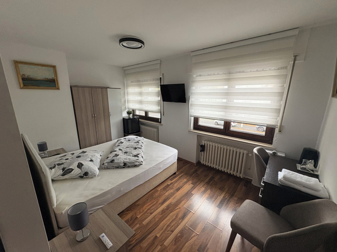 Bedroom 3, Restaurant Hotel Friesdorfer Hof, Bonn