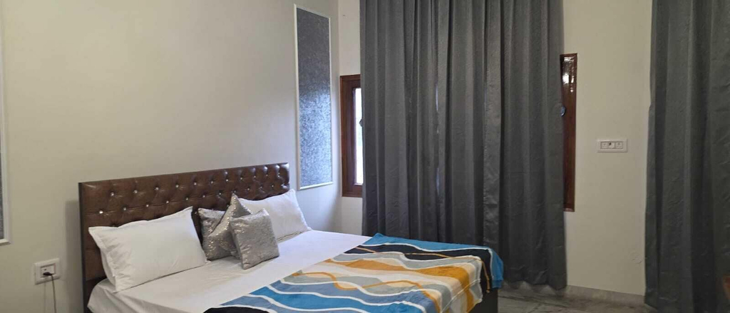 Room 5, Hotel Punjabi Haandi, Udham Singh Nagar