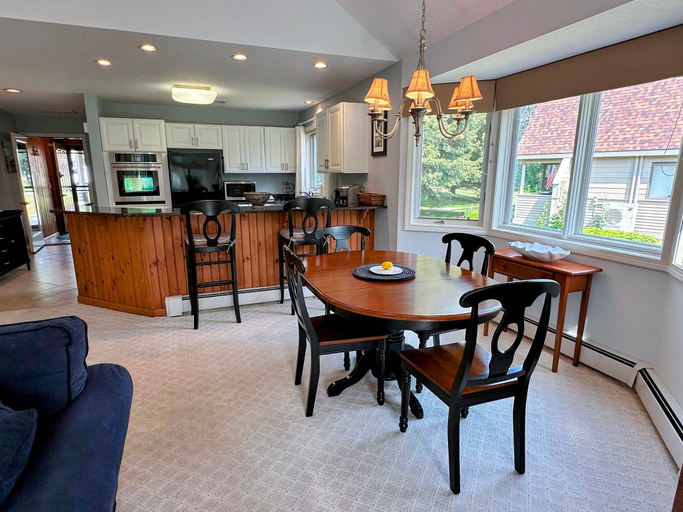 Interior 2, Fv43 Bretton Woods Single Level Home With AC on Golf Course!, Rockingham