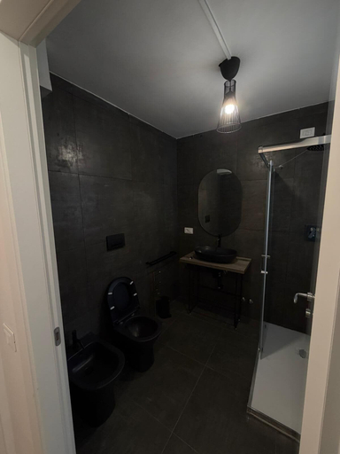 Bathroom 3, ROOMS 78, L'Aquila