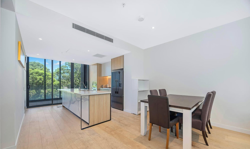 Room 5, Metawise BnB Modern 4BR in Macquarie Park, Sydney