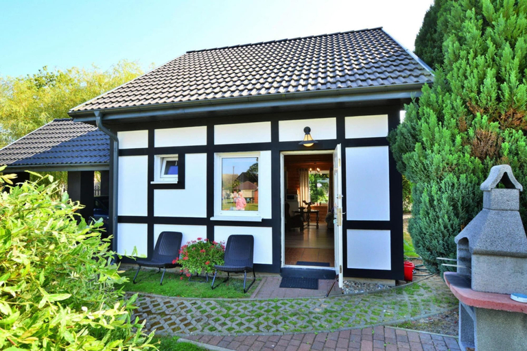 Primary image, Comfortable Holiday Home, Pool in the Garden, Sławno