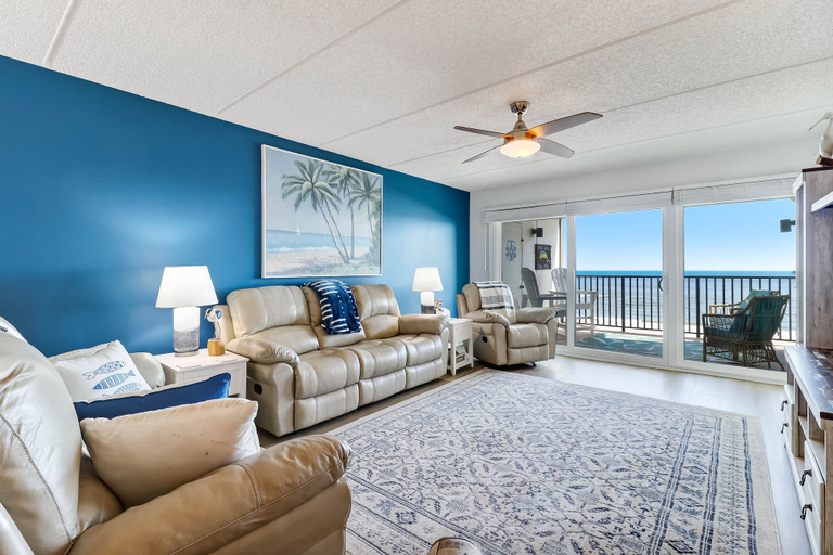 Primary image, C5 Amelia South, Nassau