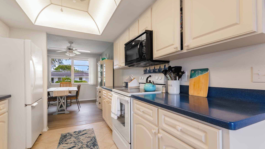 Interior 3, Rsl2472, Charlotte