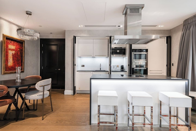 Room 4, Luxury Kensington Home - Concierge Elevator AC, London