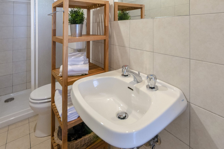 Others 5, Monterosso Apartment, La Spezia
