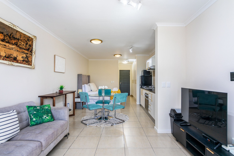 Room 4, Waterstone A202 by Ctha, City of Cape Town