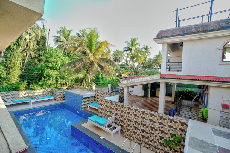Pool 5, Eyokar 4 BHK Villa Candolim, North Goa