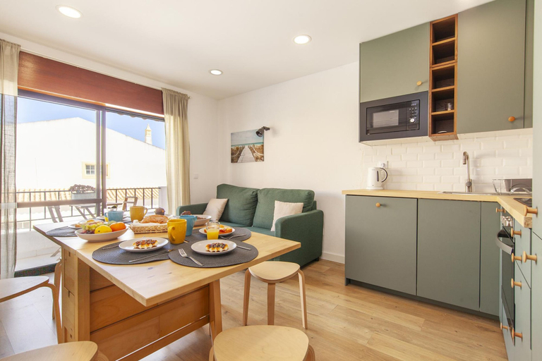 Room 2, B93 - Miralvor 2 Bed Apartment in Alvor, Portimão