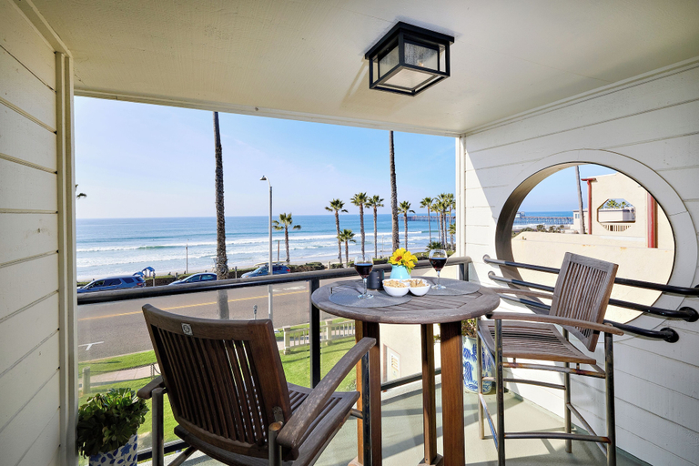 Primary image, 152-4 Coastal Luxury With Panoramic Ocean View, San Diego