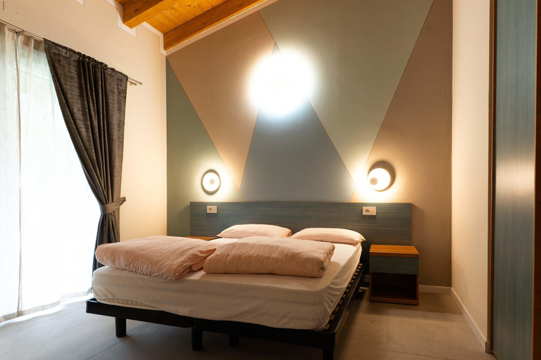 Bedroom 3, Villa by Lake Idro with Mountain Views, Brescia