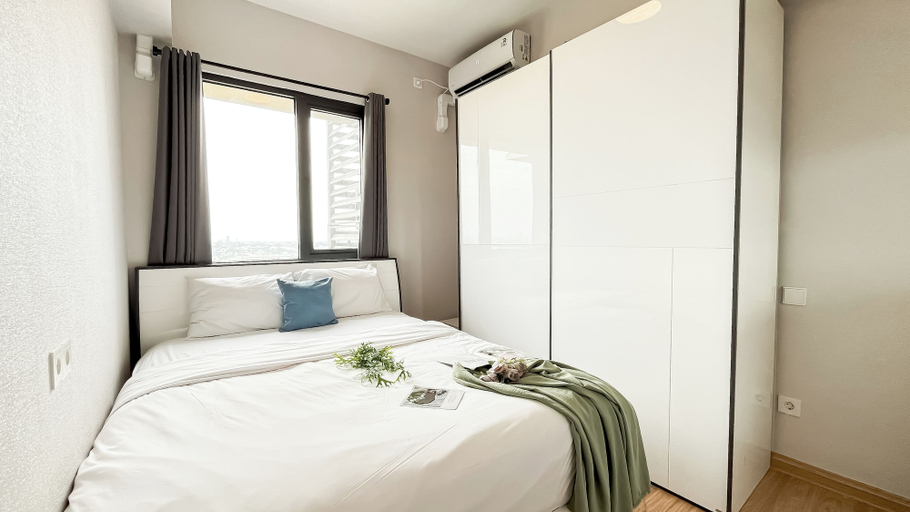 Interior 2, Spacious And Homey 2Br At Apartment Sky House Alam Sutera, Tangerang