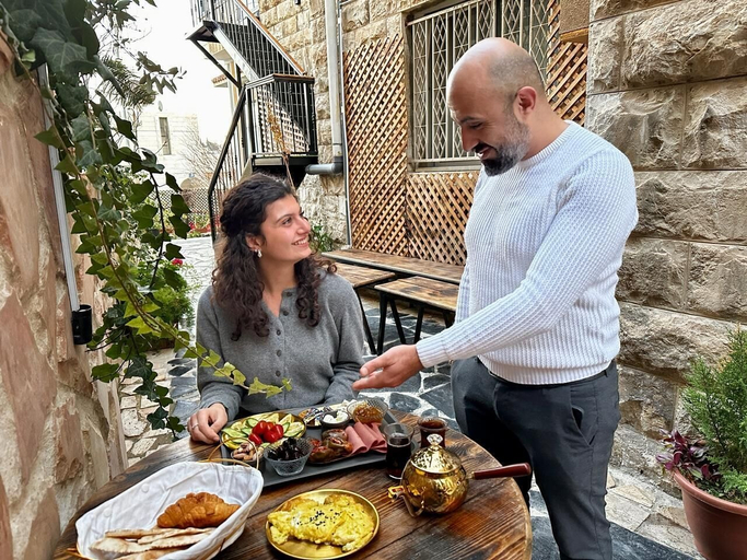 Food & Drinks 4, Beit Ahlan, Wadi Essier