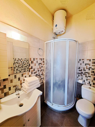 Bathroom 2, Nomads Rooms, Thessaly