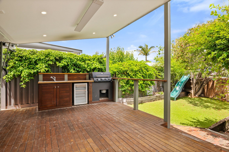 Reception 4, Light-filled House Close to Cafes and Parks, Melbourne