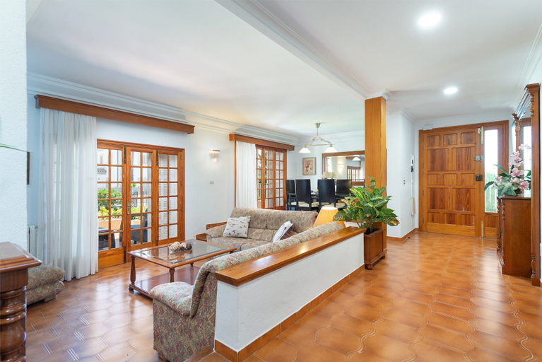Living area 3, Can Llorens - Villa With Private Pool. Free Wifi, Baleares