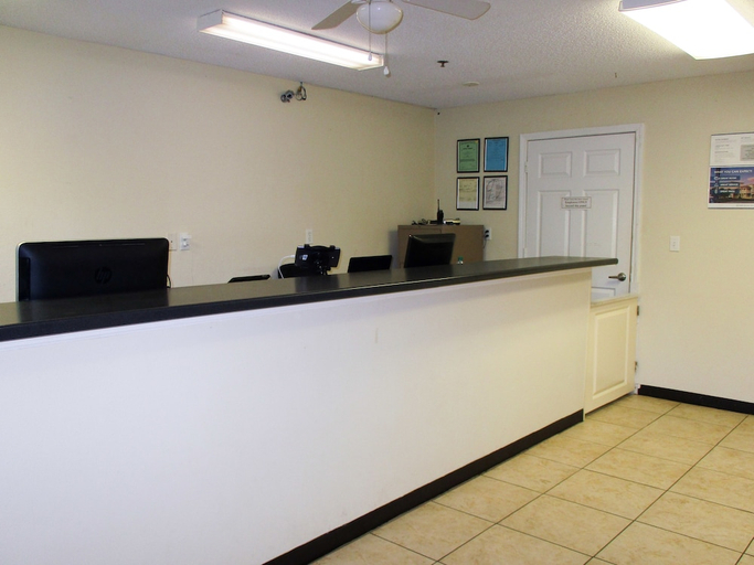 Public Area 2, Motel 6 Gulf Shores, AL, Baldwin