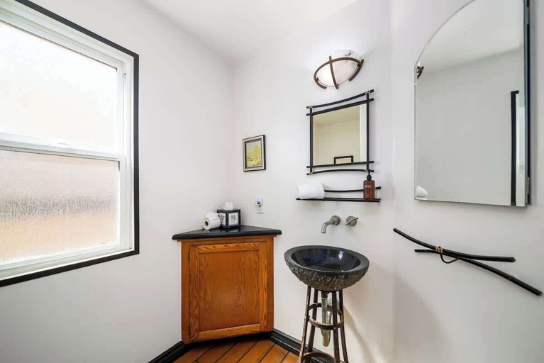 Room 3, Hot Tub Ocean Views 3 Bedroom Private Home, San Diego