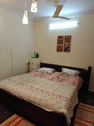 Room 5, Trisha's, Bangalore