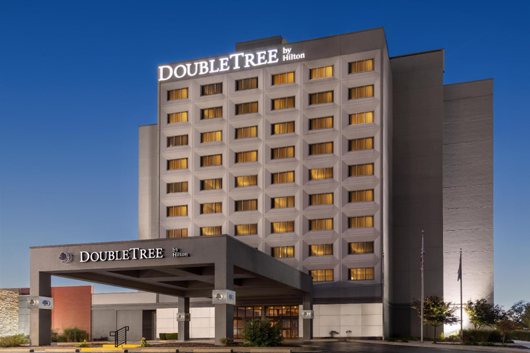 Exterior & Views 2, DoubleTree by Hilton Springfield, Greene