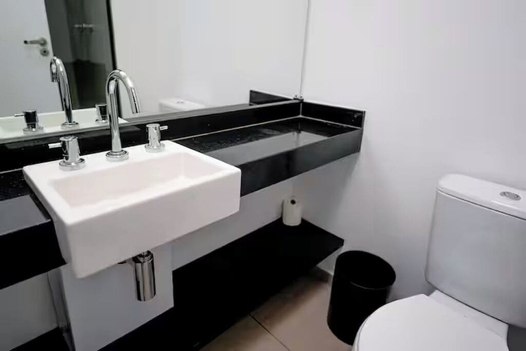 Bathroom 3, VN Consolação, São Paulo