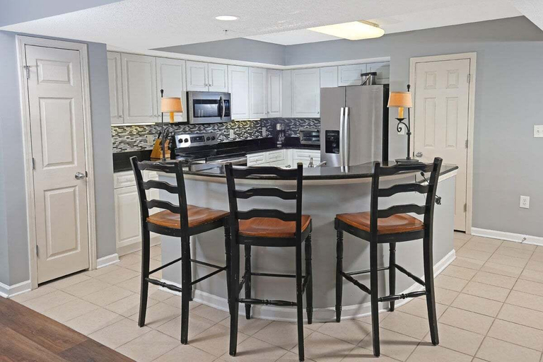 Interior 2, Yacht Club 2-404, Horry