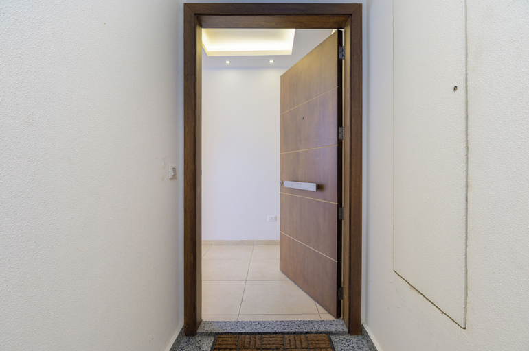 Interior 4, Alti 3-BR Apt by Santa Maria Jal el Dib, El Metn