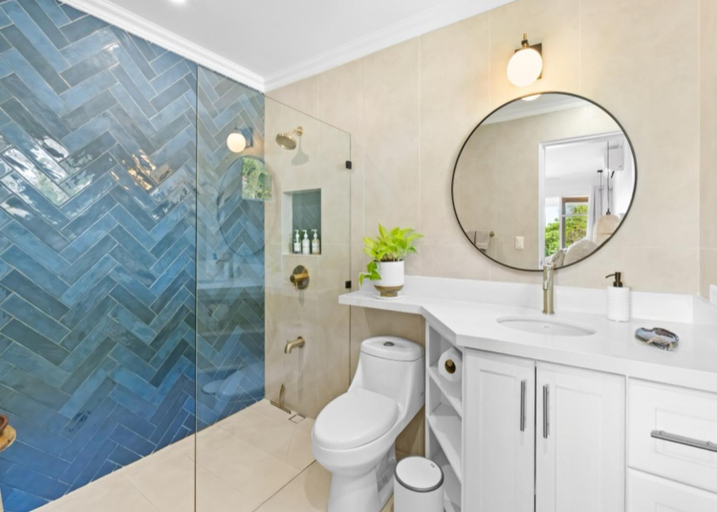 Bathroom 3, Bahia Pez Vela Resort, Carrillo