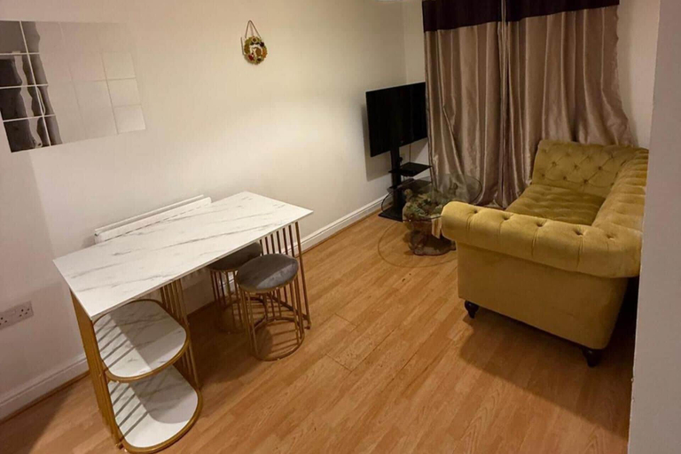 Others 5, London City Apartment - Lynbrook Grove, London