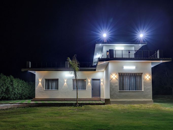 Exterior 4, Alaya Stays Lustra Farms With Pvt Pool, Faridabad