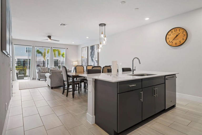 Interior 5, Kd912s Eagle Trace Marine, Osceola