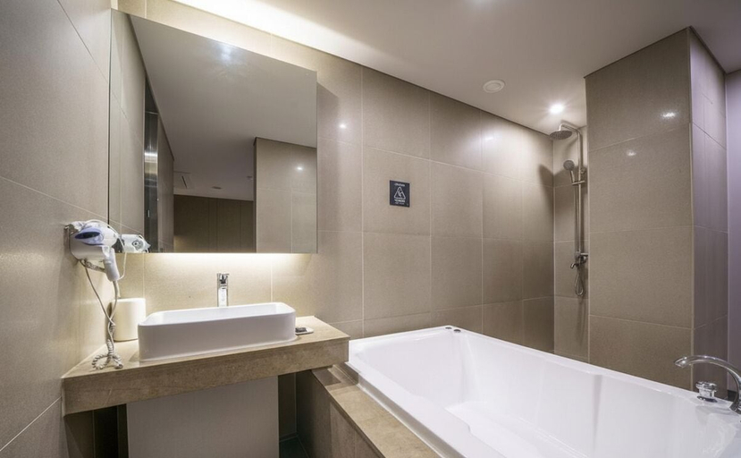 Bathroom 5, Vine Hotel, Songpa