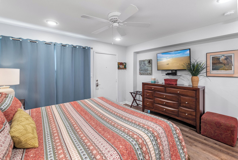 Bedroom 2, Sunrise Villas 101 - Boardwalk TO THE Beach!, Nueces