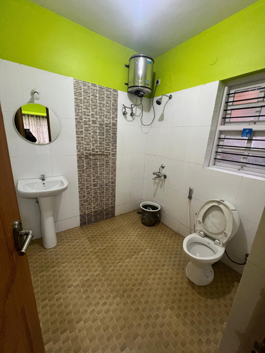 Bathroom 4, Essar Cottage, The Nilgiris