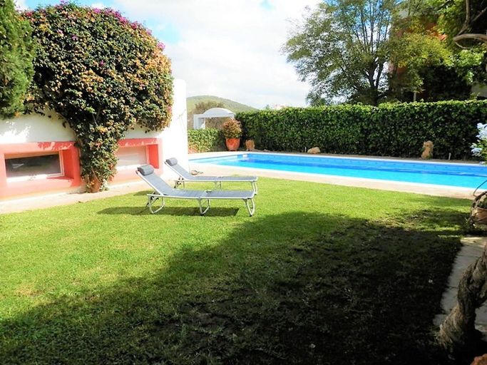 Sport & Beauty 2, Villa in Ibiza with Private Pool, Baleares